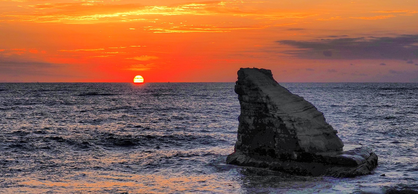 いすみ沖から顔を出した初日の出
