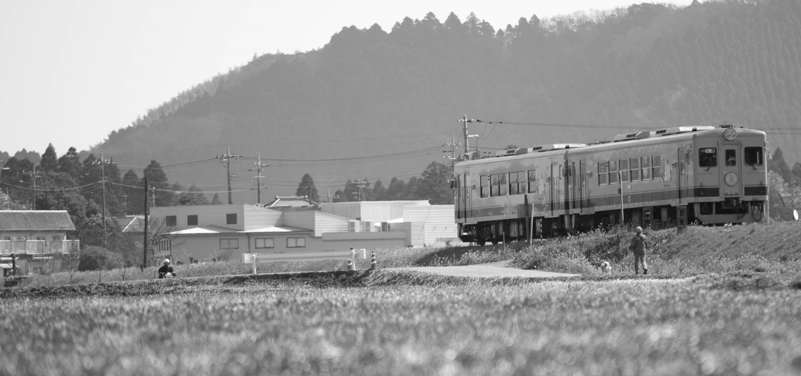 いすみ市国吉を走るいすみ鉄道