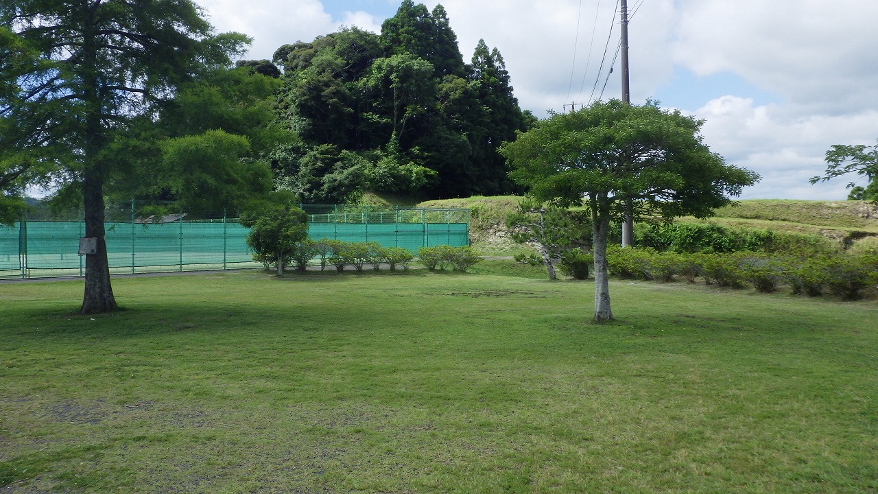 夷隅文化会館 芝生の広場写真